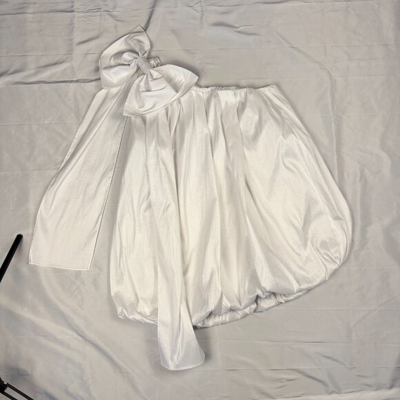 Bardot White Peplum Mini Dress - Picture 1 of 2